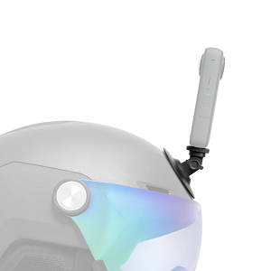 insta360 snow bundle on helmet